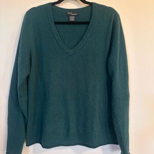 Teal V-neck Cashmere Sweater
